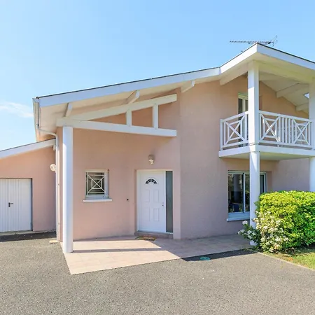 Holiday home Les Fougeres - Welkeys *